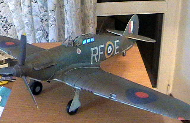 Модель Hawker Hurricane, собранная Евгением Бровкиным из Самары
